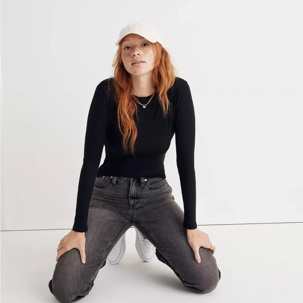 || Madewell || Crew Neck Tee - Picture 3 of 4